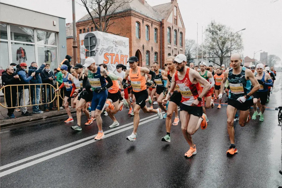 Zdjęcie Maraton jaki czas: ile powinno zająć ukończenie dla początkujących?
